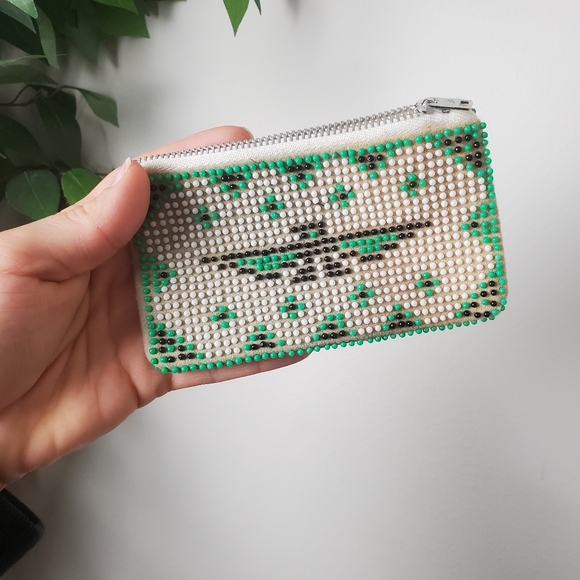 Handmade Handbags - Beaded Nassau Coin Purse Green and White Seed Bead Pouch